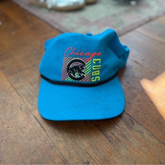Chicago Cubs Adjustable Hat - Picture 1 of 3
